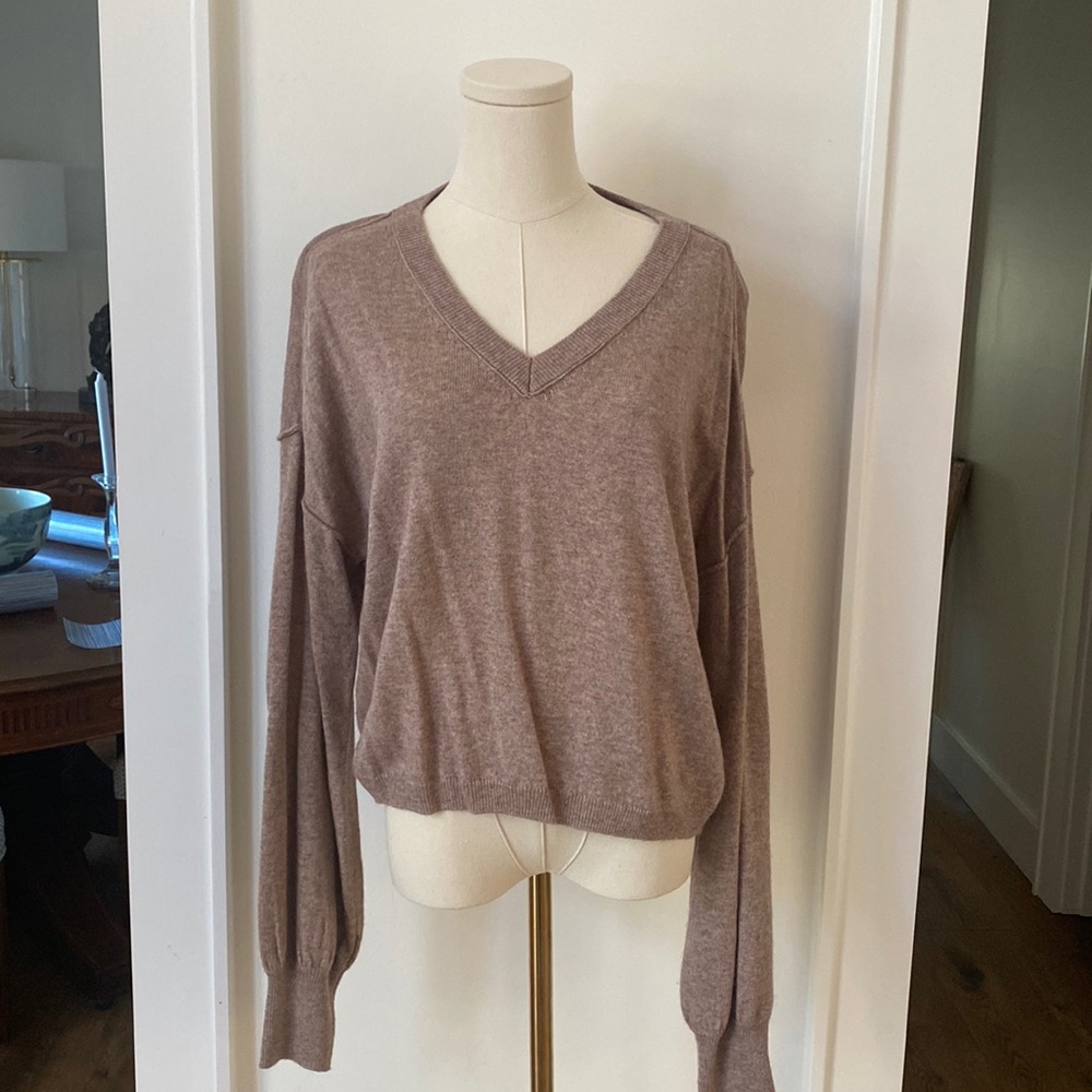 Nordstrom V neck sweater … new without tag.